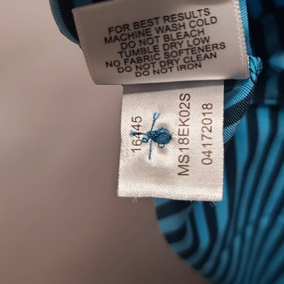 Peter Millar Summer Comfort Striped Polo Size Large - Picture 5 of 5